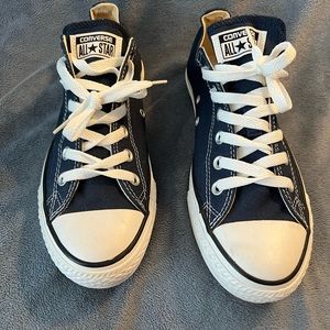Brand New Navy Converse Low Top Sneaker. Women’s Size 9.5/Men’s.